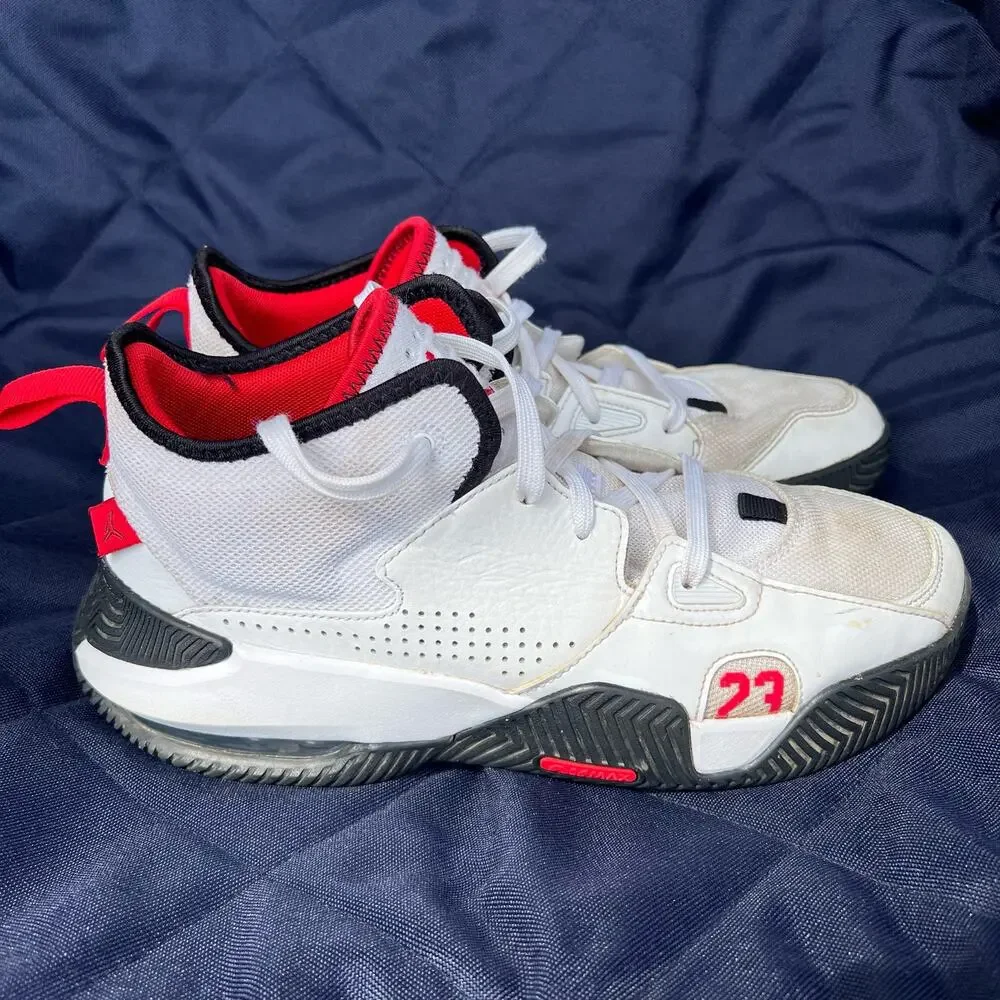 JORDAN STAY LOYAL 2 White University red sneakers men’s size 8